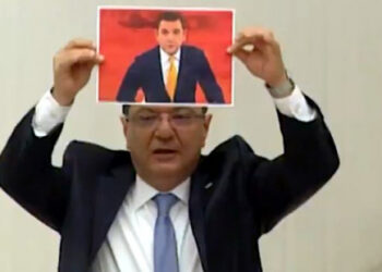 CHP’li Göker: Portakalı soyup yiyebilirsiniz ama Fatih Portakal’ı size yedirtmeyiz