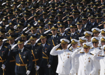 100 military members sought by Turkish prosecutor as part of Gülen crackdown