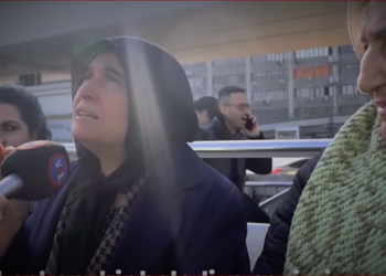 Yaşlı teyze Erdoğan’a: Bir Cumhurbaşkanı seçim için çay dağıtamaz, Türkiye’mizin bir şanı var