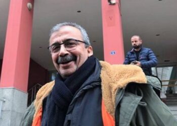 Sırrı Süreyya Önder hapishane hayatını anlattı:Hak arayanlar, cezaevlerini demirbaşıdırlar