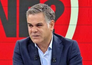 Kabataş Yalanı’ndan sonra Taksim Yalanı: Havuz Yazarı “Ezanı ıslıkladılar” diyerek,önce hakaret etti sonra özür diledi