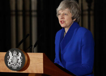 May’in başbakanlığı tehlikede: Britanya parlamentosundan Brexit’e ikinci ret