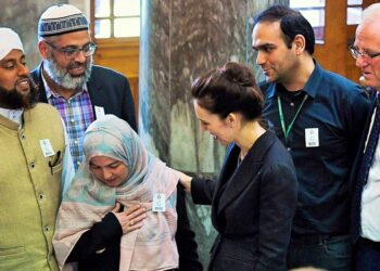 Yeni Zelanda Başbakanı Ardern: Cuma namazında ezan, radyo ve televizyondan canlı yayınlanacak