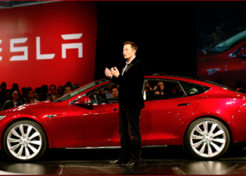 Elon Musk: Bir milyon robot taksi, seneye hizmet vermeye başlayabilir