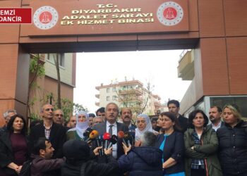 Diyarbakır Belediye Başkanı,  AKP’li kayyımın yaşadığı lüks ve  şatafatı böyle deşifre etti: