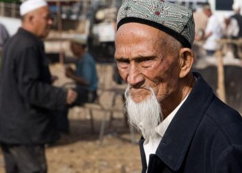 Avrupa Parlamentosu’dan Çin’e, ‘Uygur toplama kamplarını derhal kapat’ çağrısı