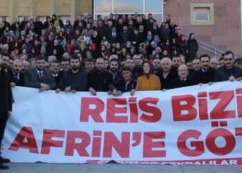 AKP’li eski Milletvekili: ‘Reis bizi Afrin’e götür’ şarkısıyla poz verenler, bedelliye koştular