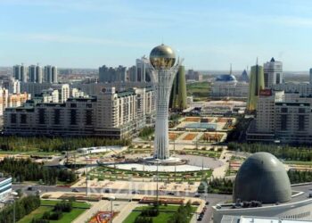 Kazak Hükümeti yarım milyon Kazakistan vatandaşının borucunu üstleniyor