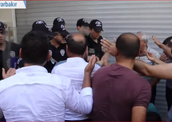 Vatandaş isyan ediyor: Kendimi parayla satan insan değilim, oyuma sahip çıkıyorum