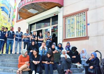 Aileleri ‘Saray’ yönlendiriyor diyen HDP: Gelin çocuklarının akıbetini soran tüm anneleri Meclis’te dinleyelim