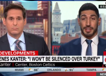 CNN’de konuşan NBA yıldızı Enes Kanter, Erdoğan’ı “yüzyılın Hitleri” olarak tanımladı