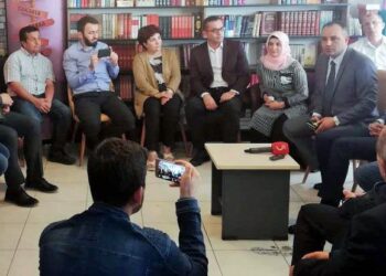 Polis, KHK toplantısında Erbakan kitaplarına el koydu