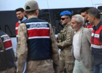 Seçilmiş Diyarbakır Belediye Başkanı Selçuk Mızraklı tutuklandı