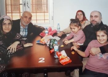 Tutsak, Enes Civelek’ten eşine: Rabbim sabrımızla imtihan ediyor bizi, Ya Sabur!