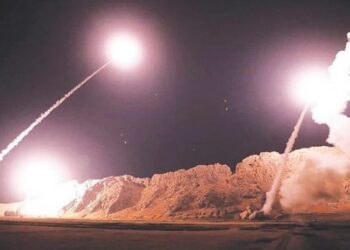 İran’dan, Irak’taki ABD askerlerinin konuşlu olduğu üssüne füzeli saldırı