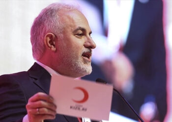 Yandaş Ensar Vakfı’na yapılan  skandal  bağışa, Kızılay Başkanı’ından şok savundu