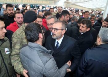 Şehidin 2 kardeşi de KHK’lı diyen Gergerlioğlu: Damgalayıp attınız, hangi yüzle taziyeye gideceksiniz?