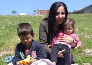 Bir anne evlatlarına kavuştu: Koronavirüs salgını nedeniyle cezaevinden ilk tahliye