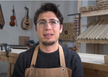 KHK mağduru Astsubay müzik enstrümanları ustalığı yapıyor