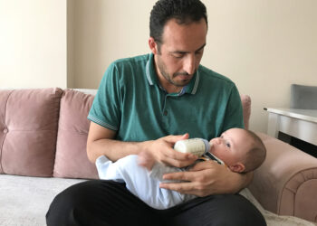 Annesi tutuklu bebeğin babası: Ağzı daha süt kokan oğlumu annesinden nasıl ayırabildiniz?