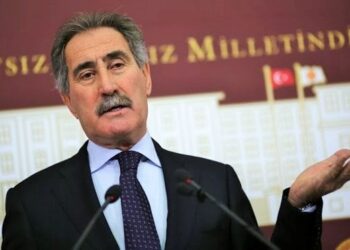 Eski Bakan Ertuğrul Günay’dan “cemaat” çıkışı: Suçsa AKP’nin kapatılması lazım