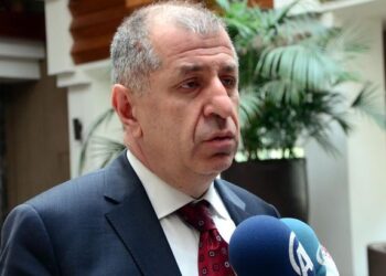 Gazeteci Güven, Ümit Özdağ’ın tüm kirli çamaşırlarını, devletin belgeleriyle ortaya koydu