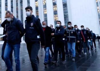 Havuz Medyası’na özel görüntü servisi: Adalet Bakanlığı personeline ters kelepçeli gözaltı