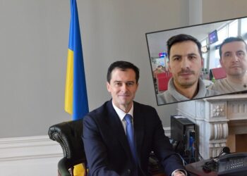 İade edilen öğretmenler için AB ülkelerindeki Ukrayna elçiliklerine kınama mektubu