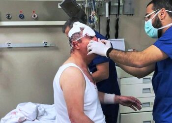 Davutoğlu, yardımcısına saldıranlar için: Sorumlu Erdoğan’dır, yetkilerinizi mafyaya mı devrettiniz