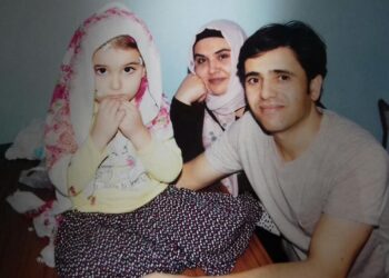 Minik Hafsa üç yıldır babasından altı aydır da annesinden ayrı