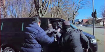 Kaçırılan bir öğretmenin hikayesi: AKP rejiminin icadı, transporterlar filim haline getirildi