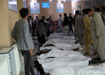 Afganistan’da okul çıkışı kız öğrencilere bombalı saldırı: Terör vahşetinde 55 ölü, 150 yaralı
