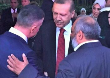 AKP’yi eleştiren Kılıçdaroğlu: Sen doğru dur, eğri belasını bulur, bütün pislikleri ortalığa saçıldı