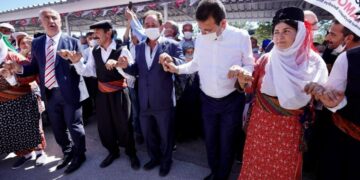 İmamoğlu, cumhurbaşkanlığına adaylığını Malatya’da ‘ilan etti