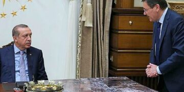 Akın İpek, Melih Gökçek’i misafirliğe gittiği evi soyan hırsıza benzetti