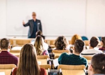 Vakıf üniversitesi ‘babası KHK’lı’ diye YKS’de ilk 100’e giren öğrenciyi burslu kaydetmedi