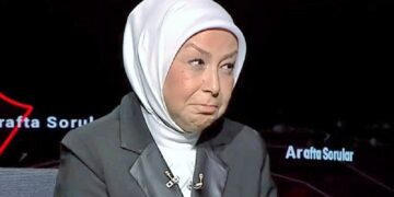 Emine Erdoğan’ın binlerce euroluk çantası da var: AKP’li vekil Öznur Çalık’ın 12 bin liralık ayakkabısından utandı