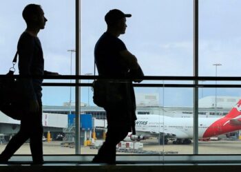 Covid 19 önlemleri gevşetildi: Avustralya 18 ay sonra yurtdışına seyahat kapılarını açılyor