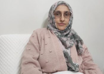 Öğretmen eşi hala rehin: Eşi tutuklanınca üzüntüden kansere yakalanan Leyla Kurt toprağa verildi
