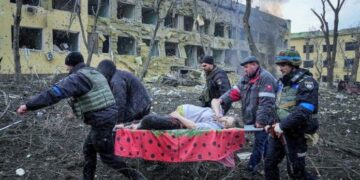 Ukrayna Devlet Başkanı Zelensky: Rusya, Mariupol’de doğum hastanesini vurdu