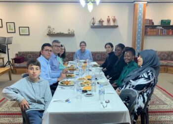 AFD, Avustralya Mülteci Konseyi Başkanı Power ve ekibini iftarda ağırladı