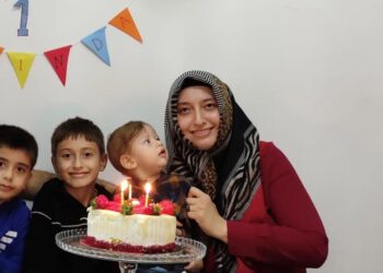 1,5 yaşındaki Enes annesiyle birlikte hapse girdi: Babası Avrupalı parlamenterlere mektup yazdı