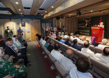 İlahiyatçı, akademisyen ve STK yöneticilerinin oluşan bir grup, CHP Lideri Kılıçdaroğlu’ndan  helallik istedi