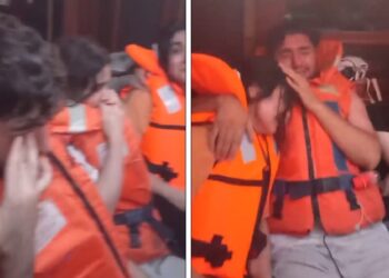 Bu feryada sesiz kalmayın: Denizde mahsur kalan mülteciler ağlayarak yardım istedi