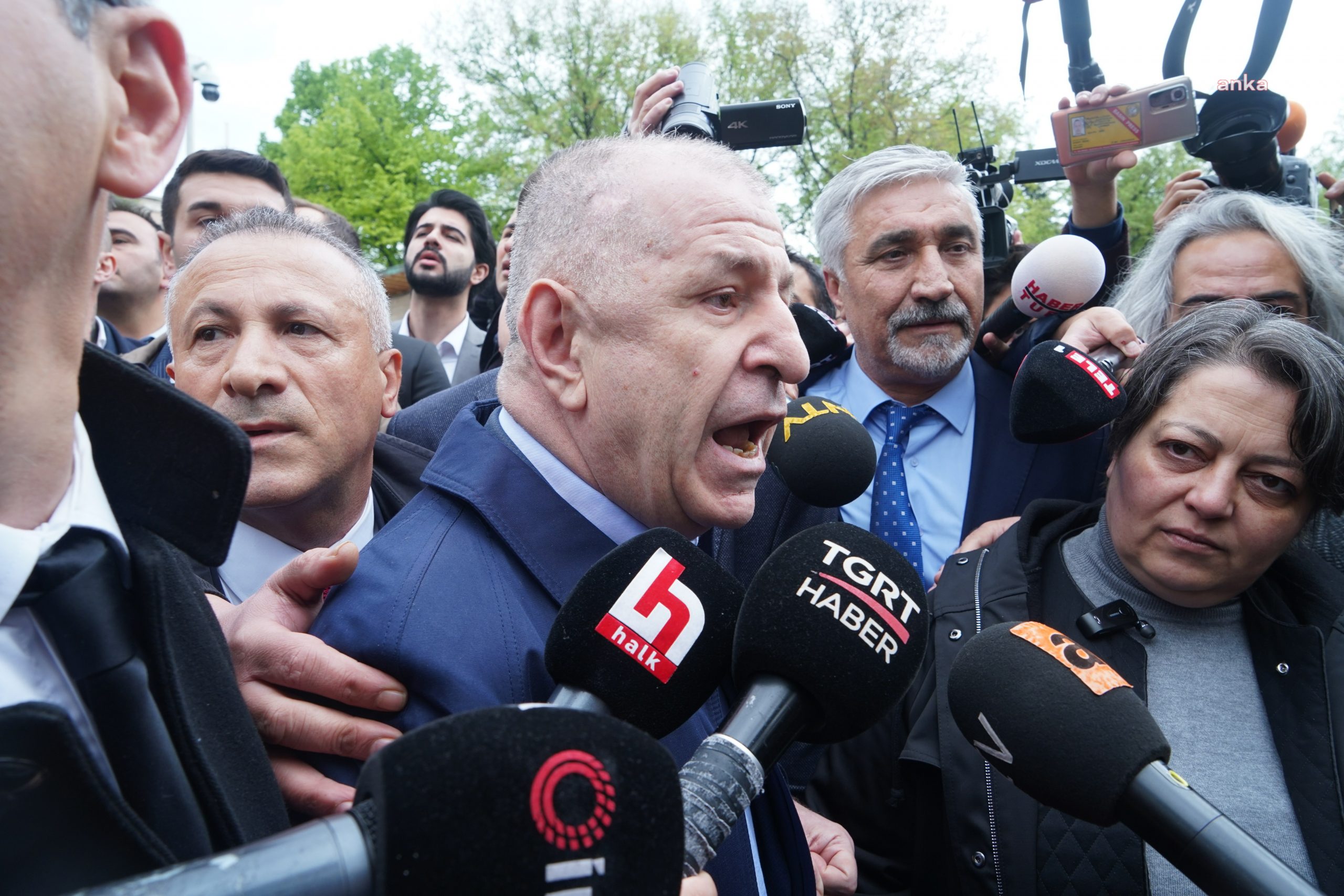 AKP için yeni tehdit: Zafer Partisi ve Yeniden Refah Partisi oyları topluyor