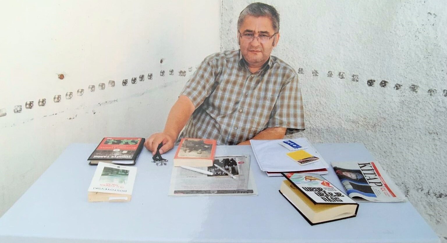 AKP rejiminden eğitime kelepçe: Cezaevlerinde 466 doktoralı, 2 bin 412 yüksek lisanslı mahkum gün sayıyor