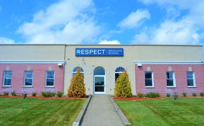 İslami İlimler Üniversitesi yolundaki Respect Graduate School’den  çok anlamlı program
