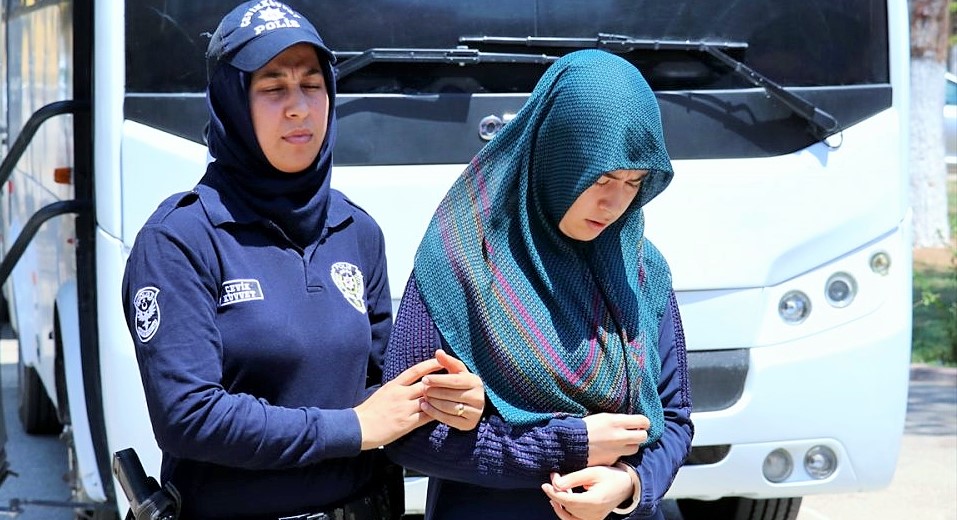 7 aylık bebeğiyle tutuklu kadına 7 yıl 11 ay hapis cezası