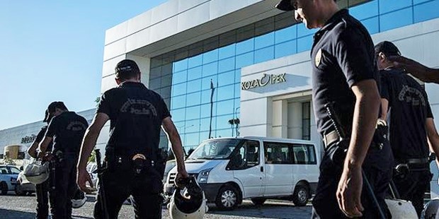 Euronews’e konuşan Akın İpek Türkiye’deki duruma dikkat çekti: Korsanlar gemimi gaspetti