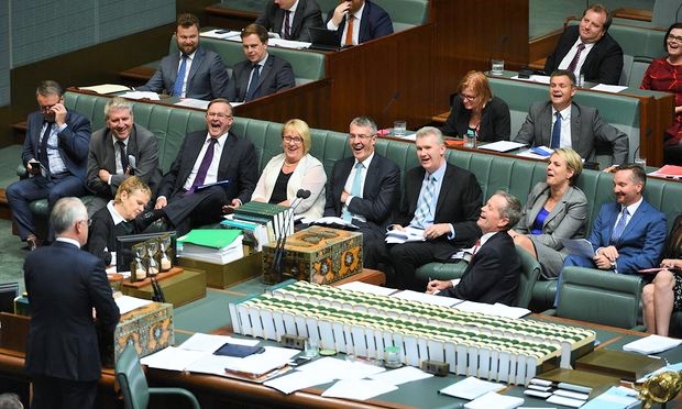 Federal Parlamento, ‘eşcinsel evlilik’ referandumunu iptal etti